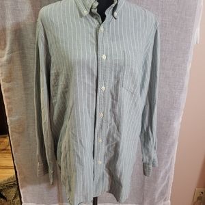 CHAPS MENS Sage green button down collard shirt.  See pics 4 measurements